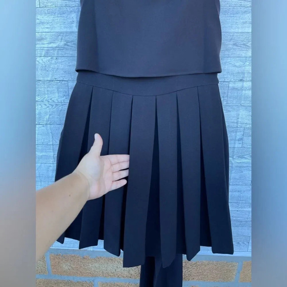 LBV Crepe Pleated Day Dress in black  Size 2 - Picture 8 of 17